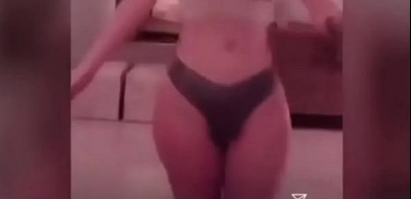  Iggy Azalea twerk